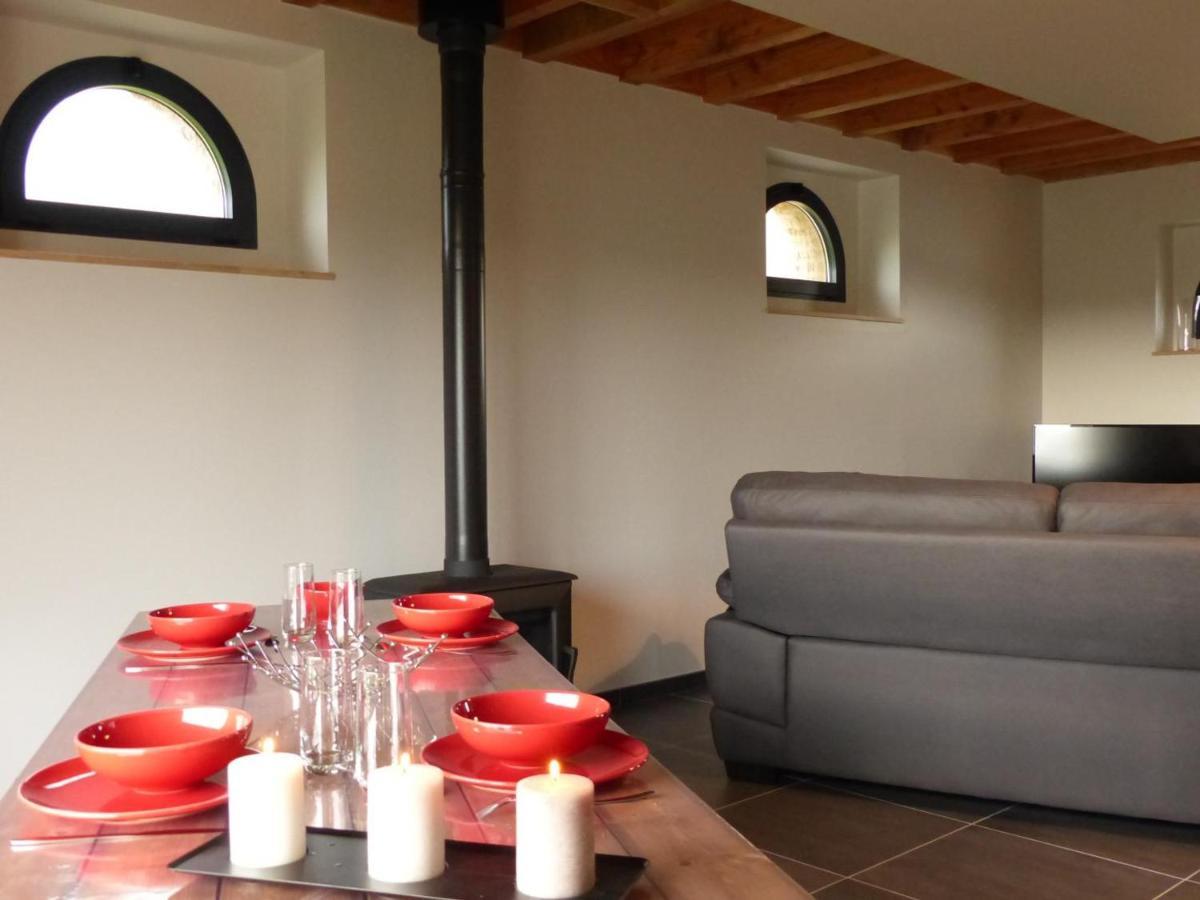 Gite Renove Avec Terrasse, Poele A Bois Et Wifi A Chapeau - Fr-1-489-79 ภายนอก รูปภาพ