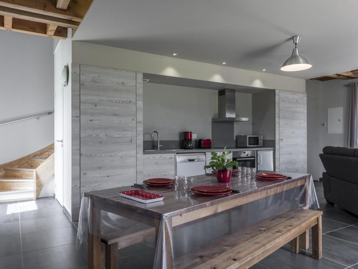 Gite Renove Avec Terrasse, Poele A Bois Et Wifi A Chapeau - Fr-1-489-79 ภายนอก รูปภาพ